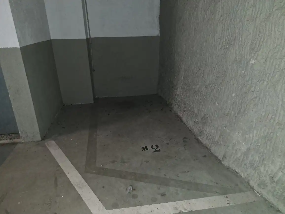 Aparcament de Dúplex en venda en Rubí amb Calefacció, Terrassa i Traster