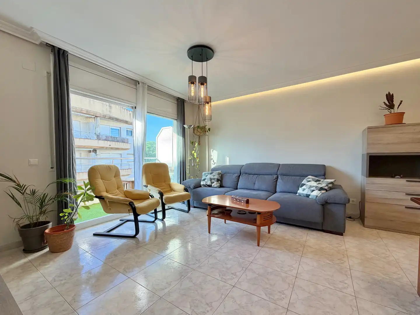 Living room of Flat for sale in Calafell  with Air Conditioner, Heating and Furnished