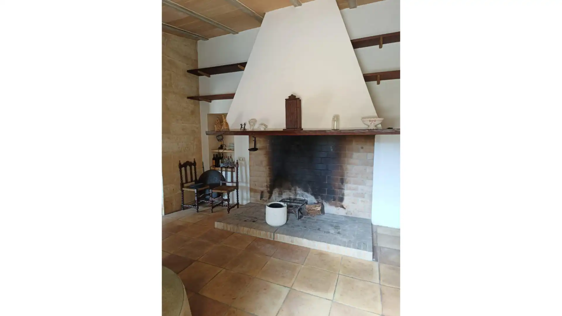 Sala d'estar de Finca rústica en venda en Vilafranca de Bonany amb Jardí privat i Terrassa