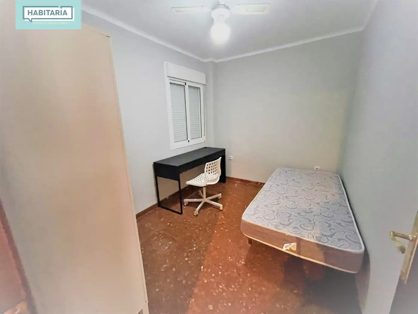 Schlafzimmer von Wohnung zur Miete in Málaga mit Klimaanlage, Terrasse und Möbliert