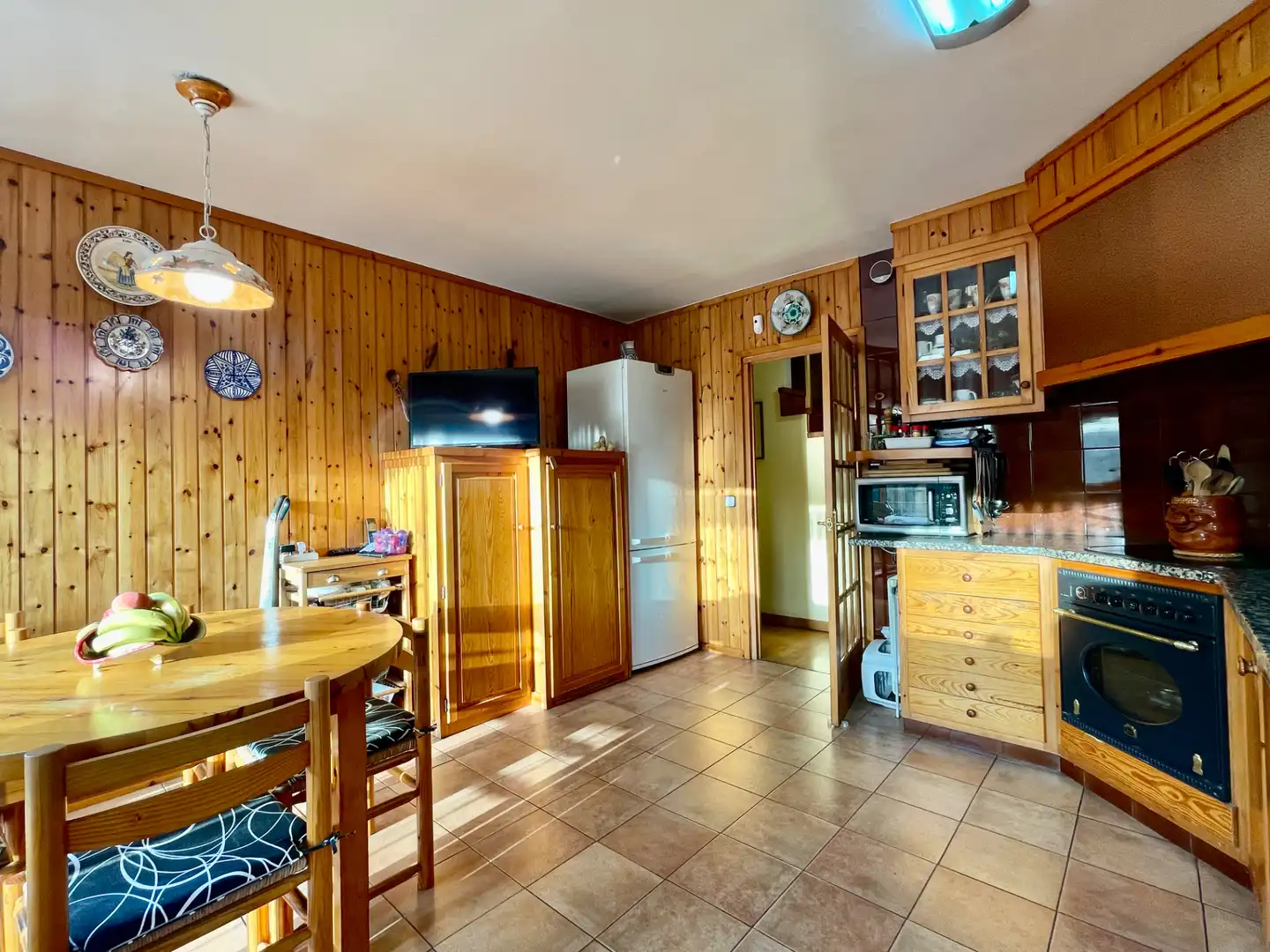 Cocina de Casa o chalet en venta en Sant Pau de Segúries con Aire acondicionado, Jardín privado y Terraza