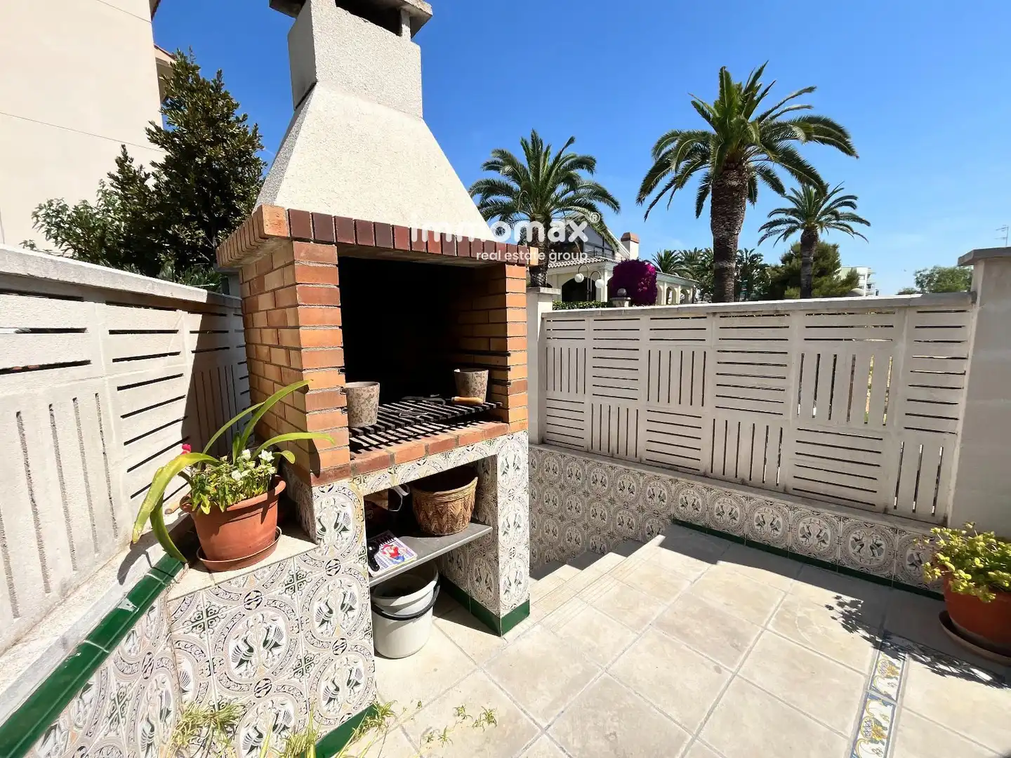 Terraza de Casa adosada en venta en Vilanova i la Geltrú con Calefacción, Jardín privado y Terraza