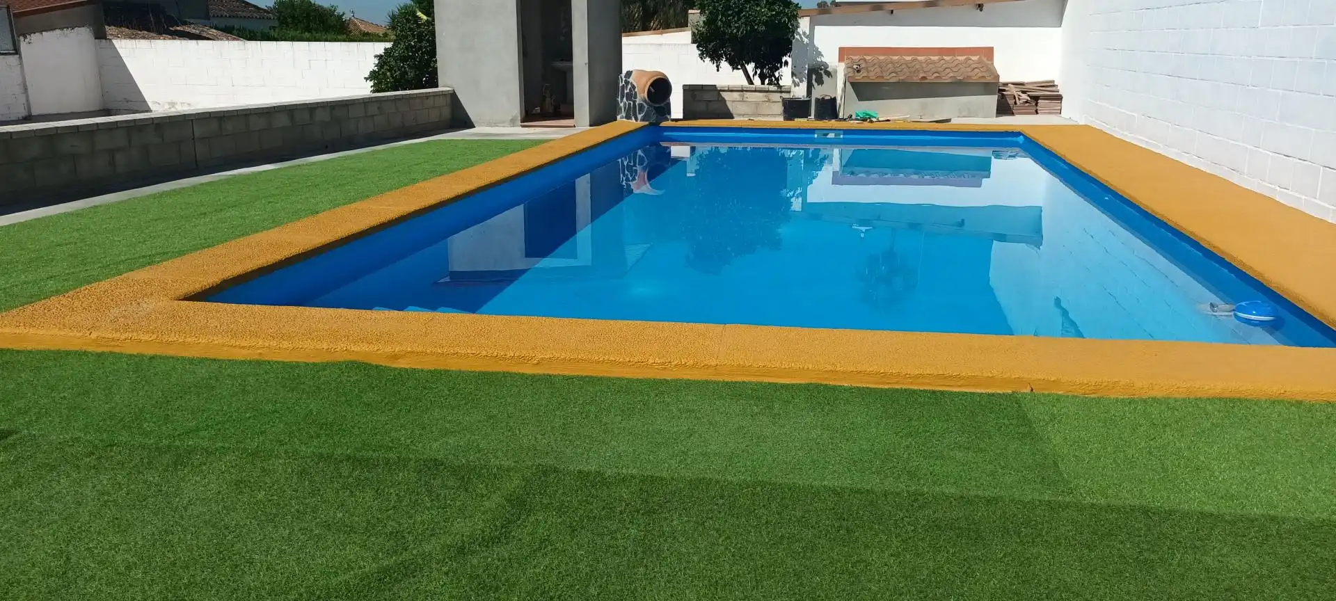 Swimming pool of Houses for sale in Alcalá de Guadaira  with Air Conditioner and Furnished