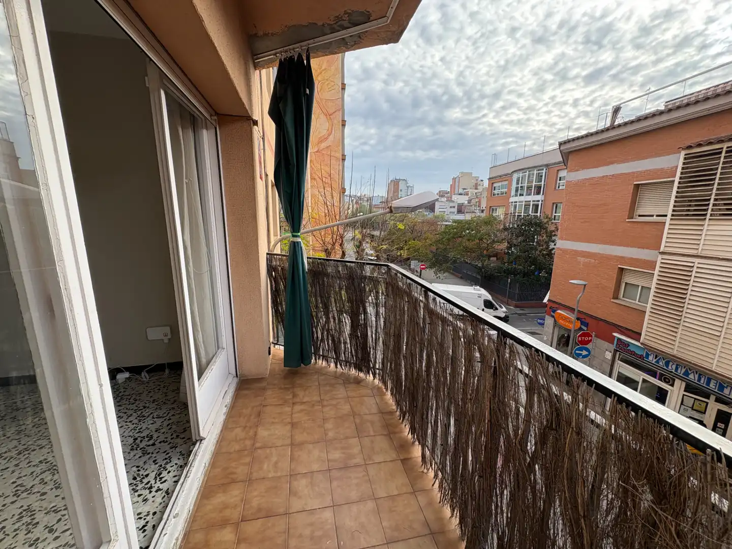 Piso con terraza en venta en Carrer de Sant Joan