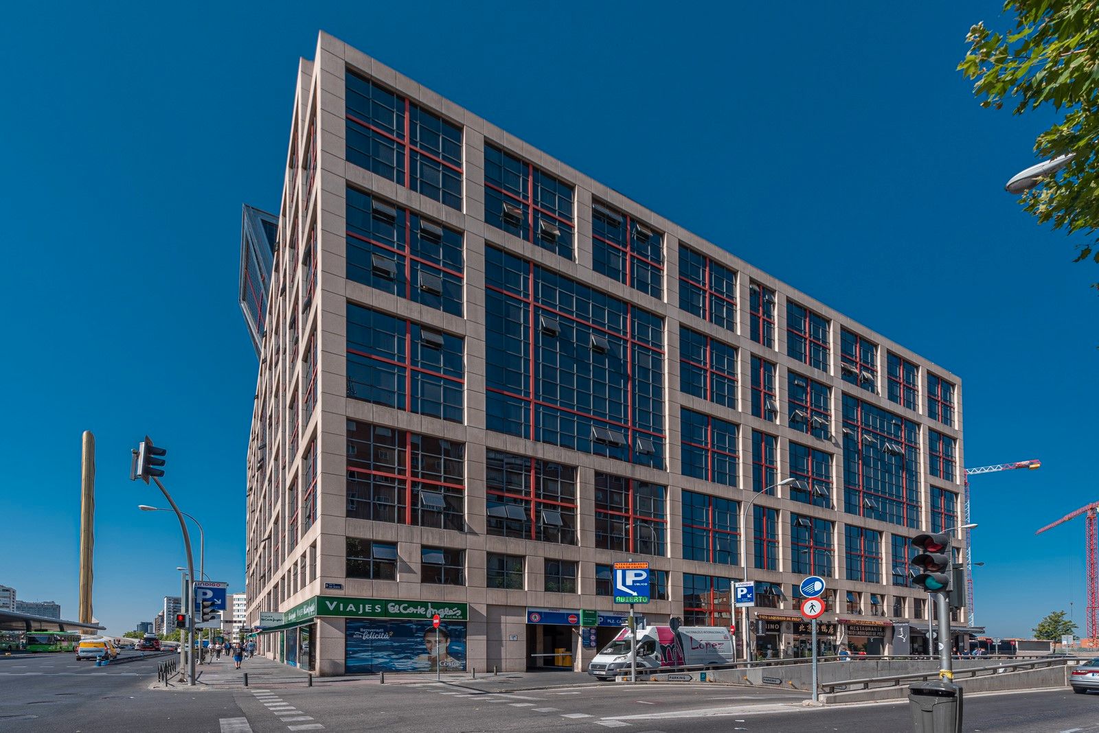 Exterior view of Flat to rent in  Madrid Capital  with Parquet flooring