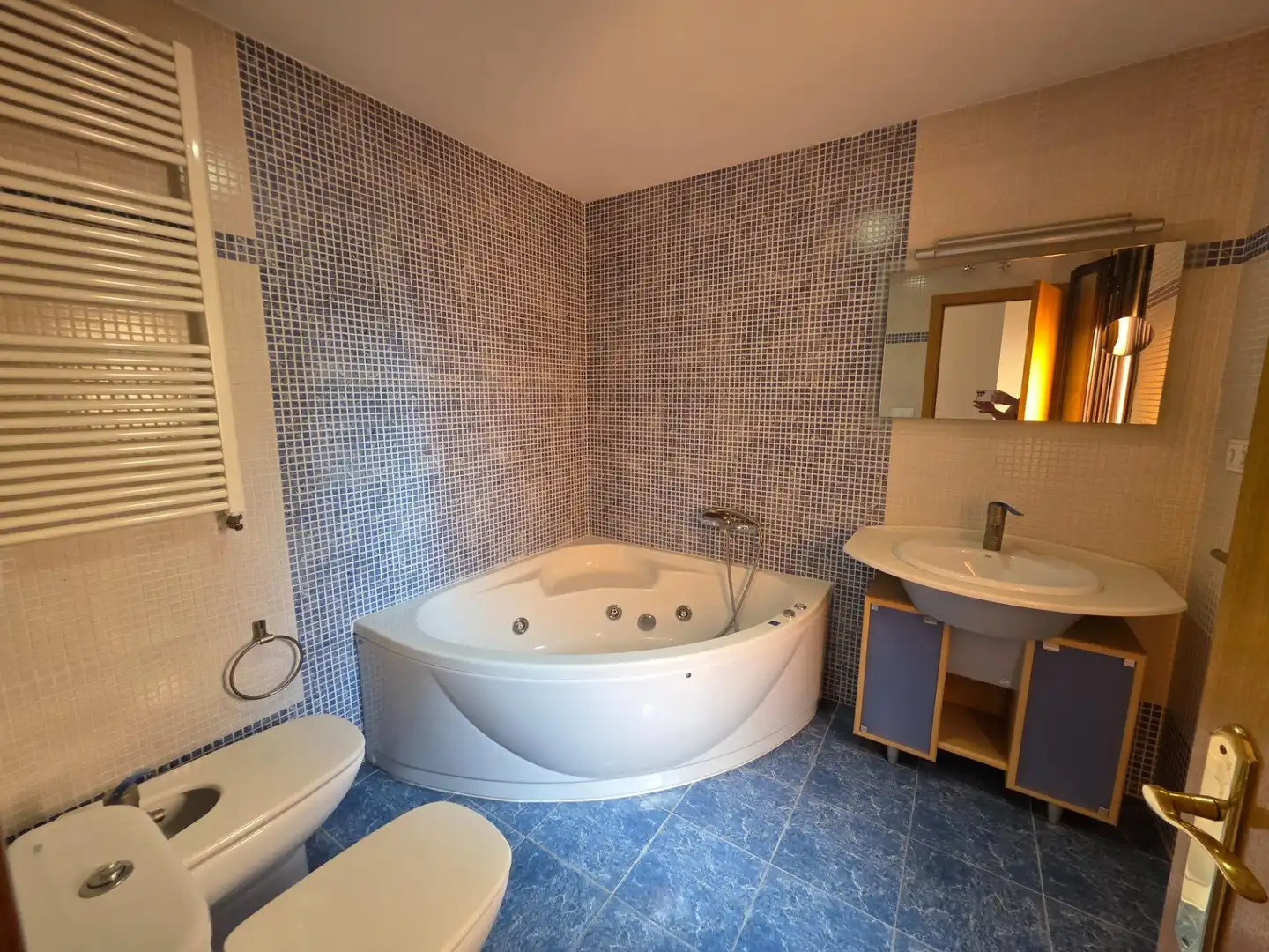 Baño de Casa adosada en venta en Ibi con Terraza, Trastero y Balcón
