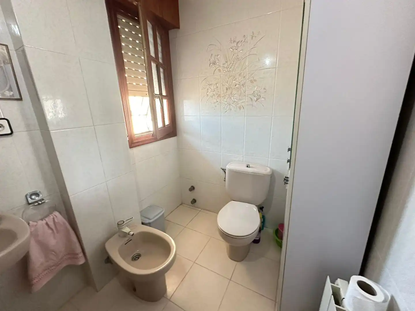 Bany de Casa o xalet en venda en Alicante / Alacant amb Jardí privat, Terrassa i Traster