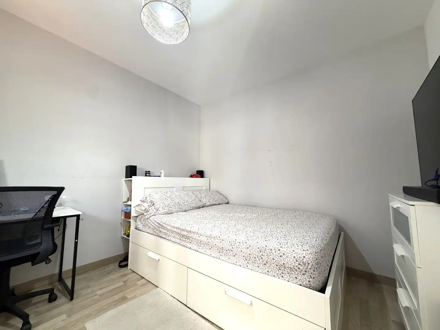 Habitación de Piso en venta en Barcelona con Balcón