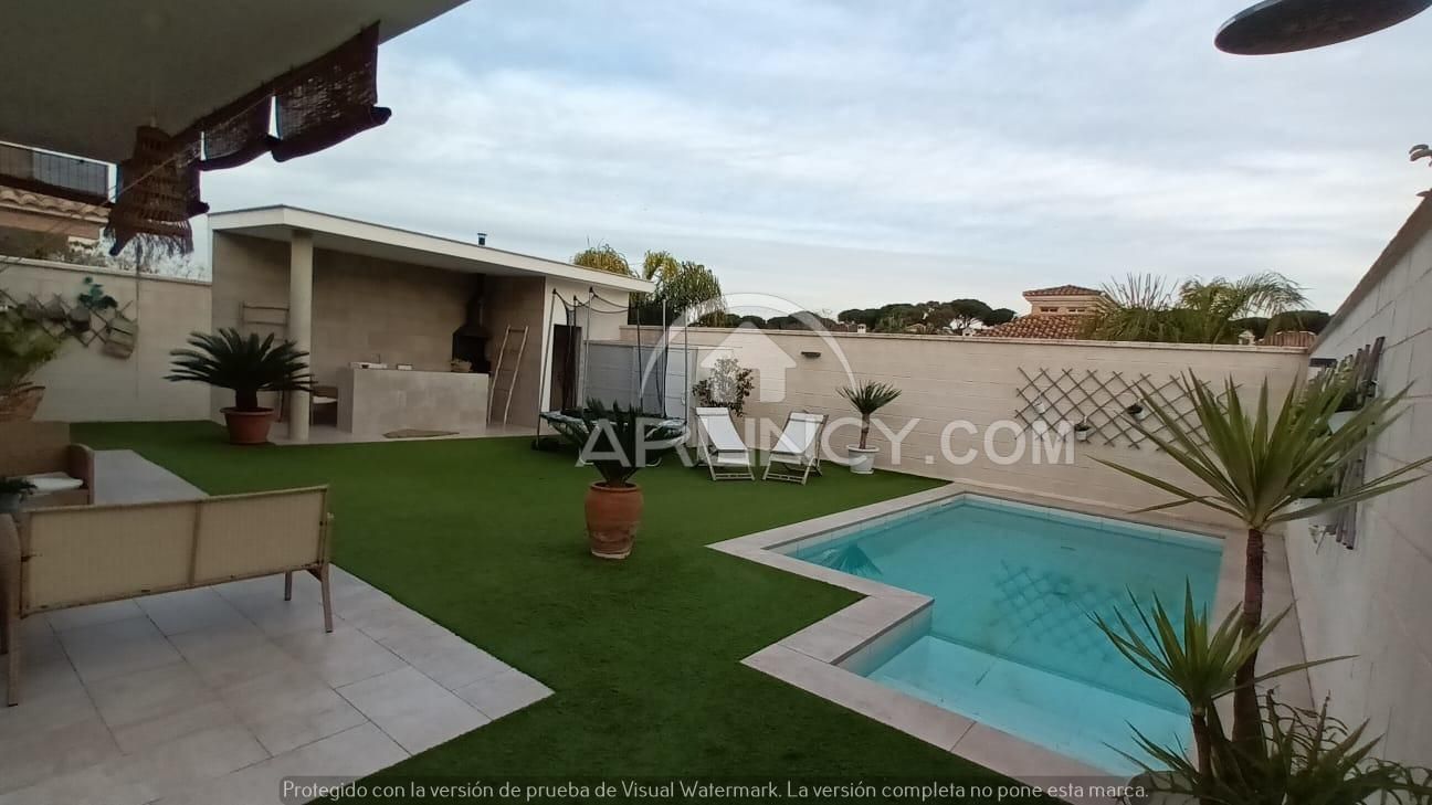 Terrassa de Casa o xalet en venda en Alcalá de Guadaira amb Aire condicionat, Jardí privat i Traster