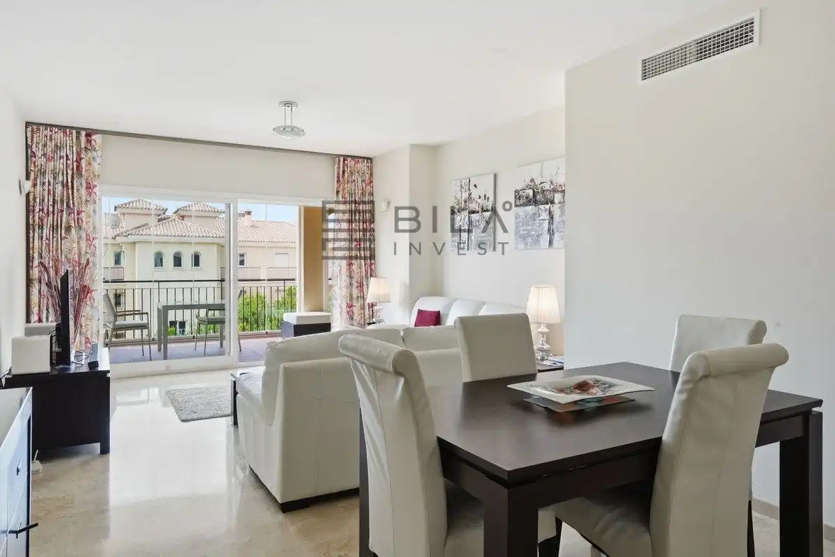Sala de estar de Piso en venta en Mijas con Aire acondicionado, Terraza y Trastero