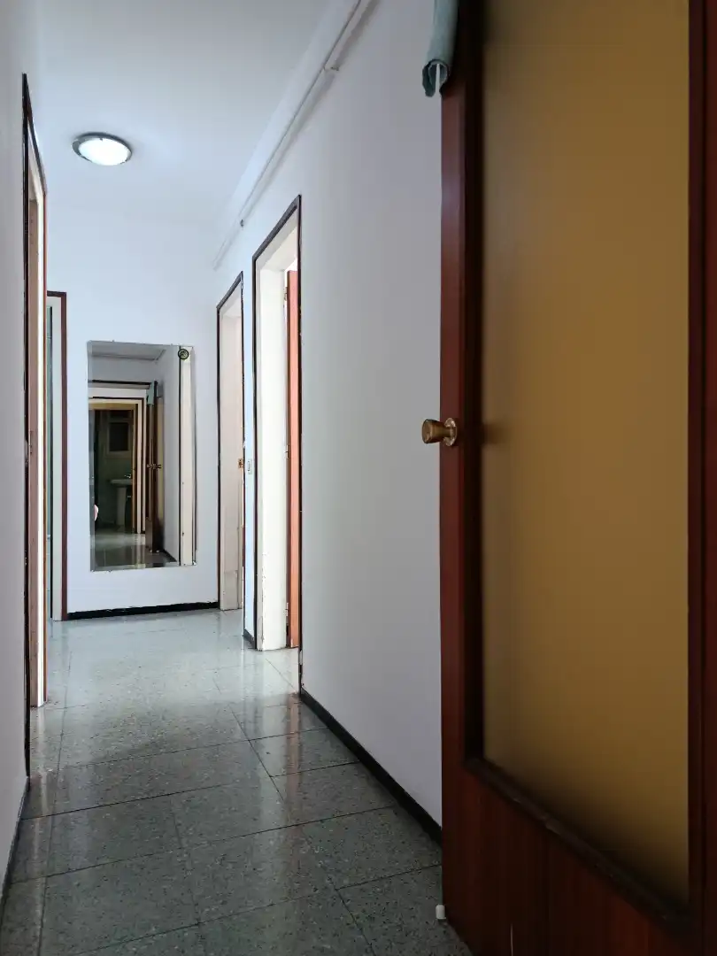 Wohnung zum Verkauf in Girona mit Heizung, Terrasse und Balkon