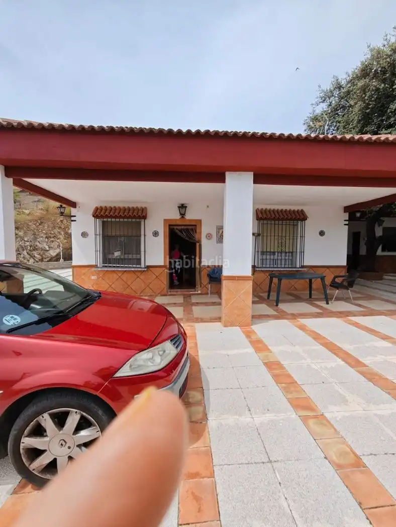 Xalet amb jardí en venda a Calle Carrera de la Virgen 22, imagen 3