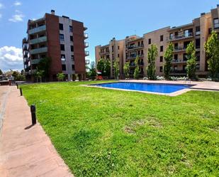 Piscina de Dúplex de lloguer en Manresa amb Aire condicionat, Calefacció i Jardí privat