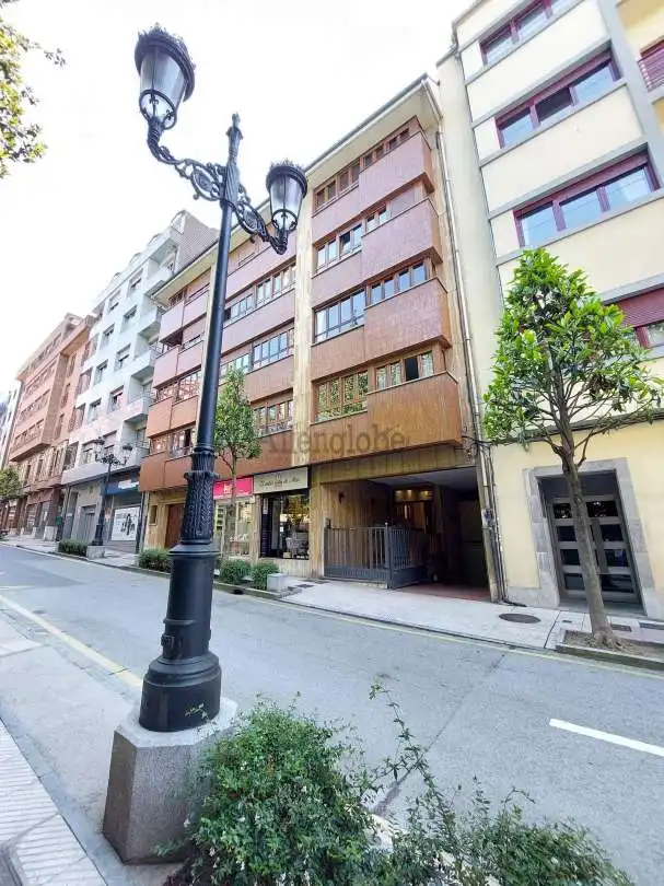 Apartament de lloguer a Calle Martínez Marina, Fontán