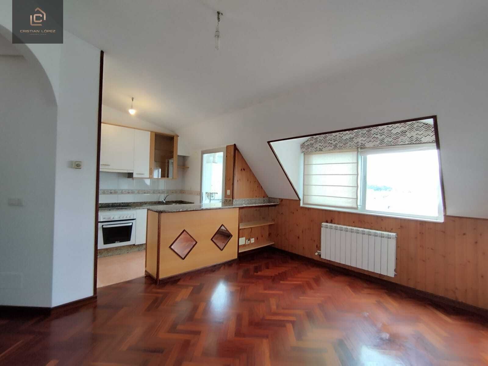 Kitchen of Attic for sale in Cambre   with Heating and Oven