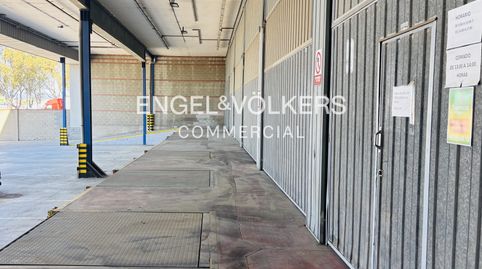 Foto 4 von Fabrikhallen zur Miete in Eixample Sud - La Barceloneta, El Prat de Llobregat