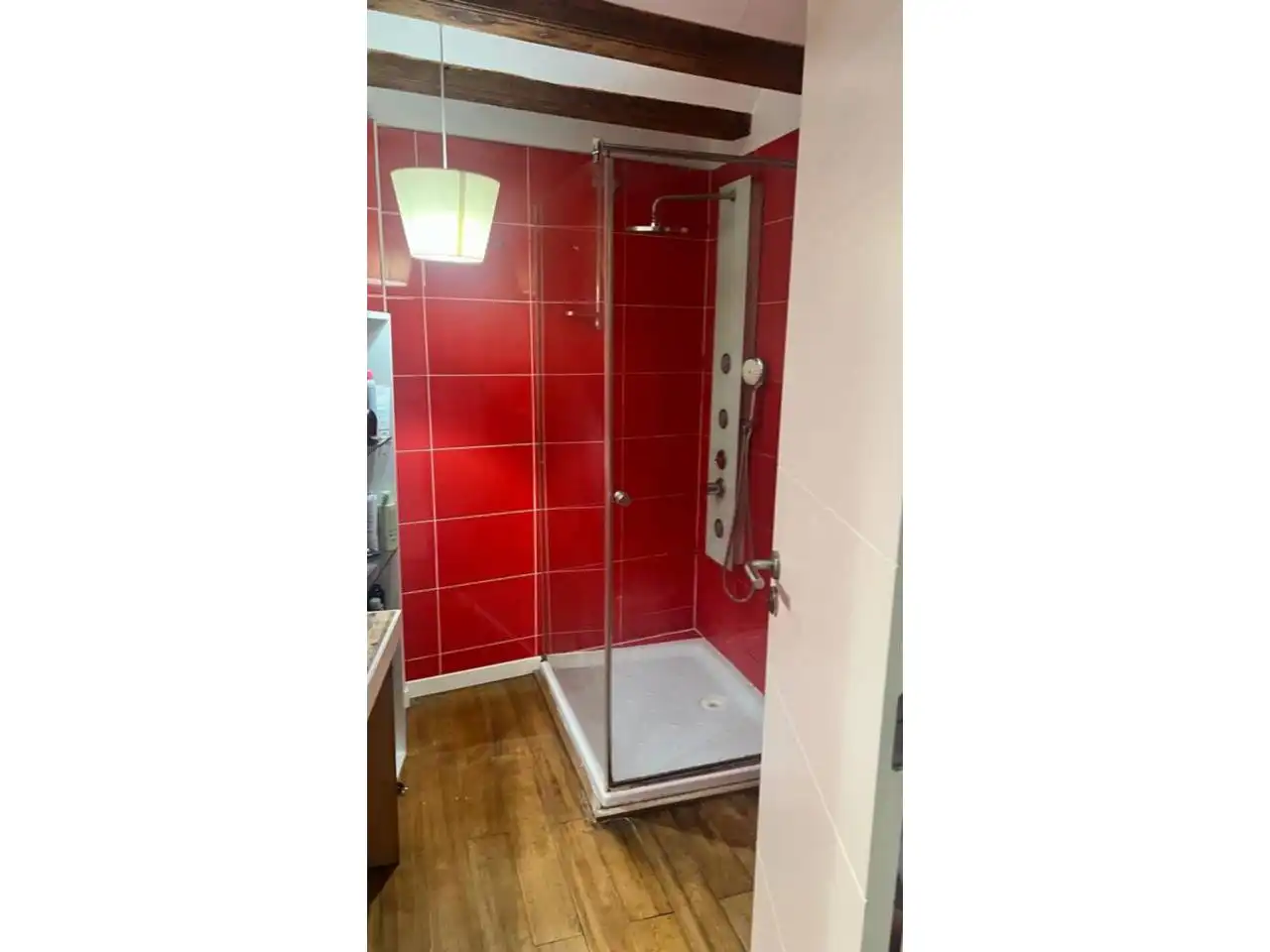 Baño de Piso en venta en Valencia con Aire acondicionado, Jardín privado y Amueblado