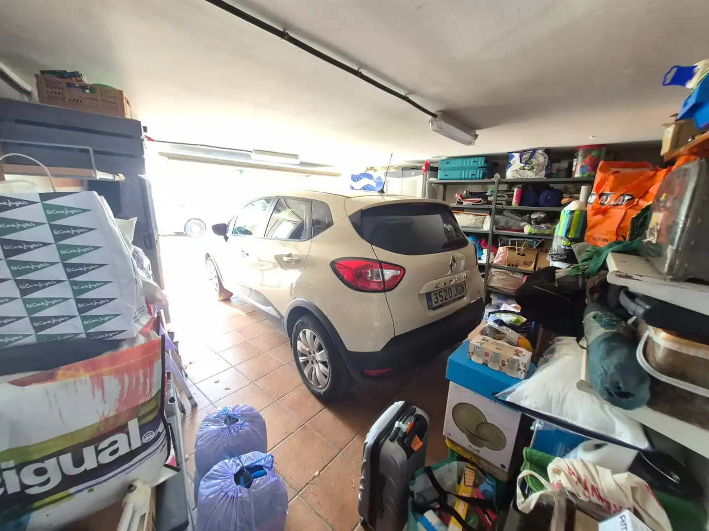 Parking de Casa o chalet en venta en Piera con Aire acondicionado, Calefacción y Jardín privado