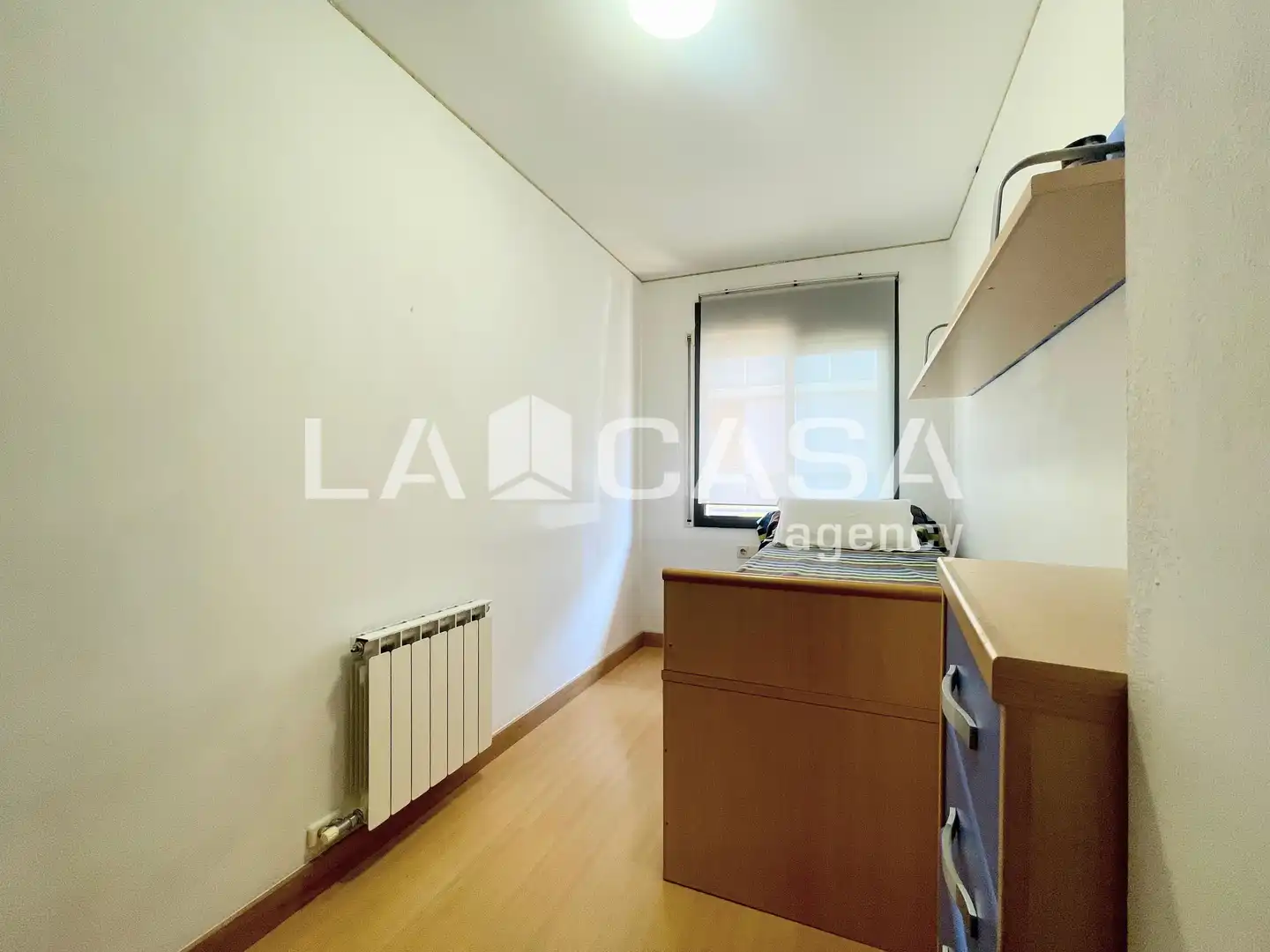 Habitación de Dúplex en venta en Badalona con Calefacción, Piscina y Balcón