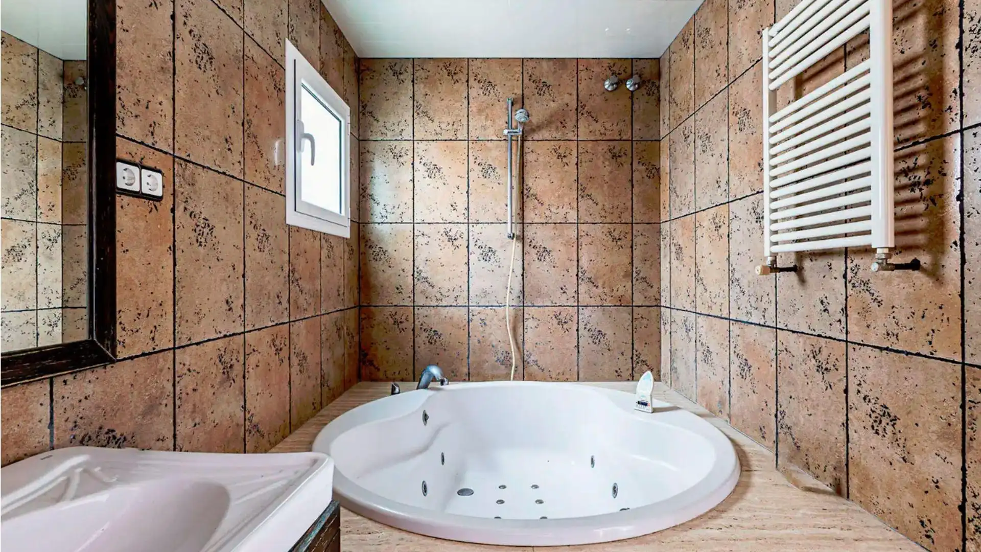 Baño de Dúplex en venta en Barcelona con Calefacción, Terraza y Amueblado
