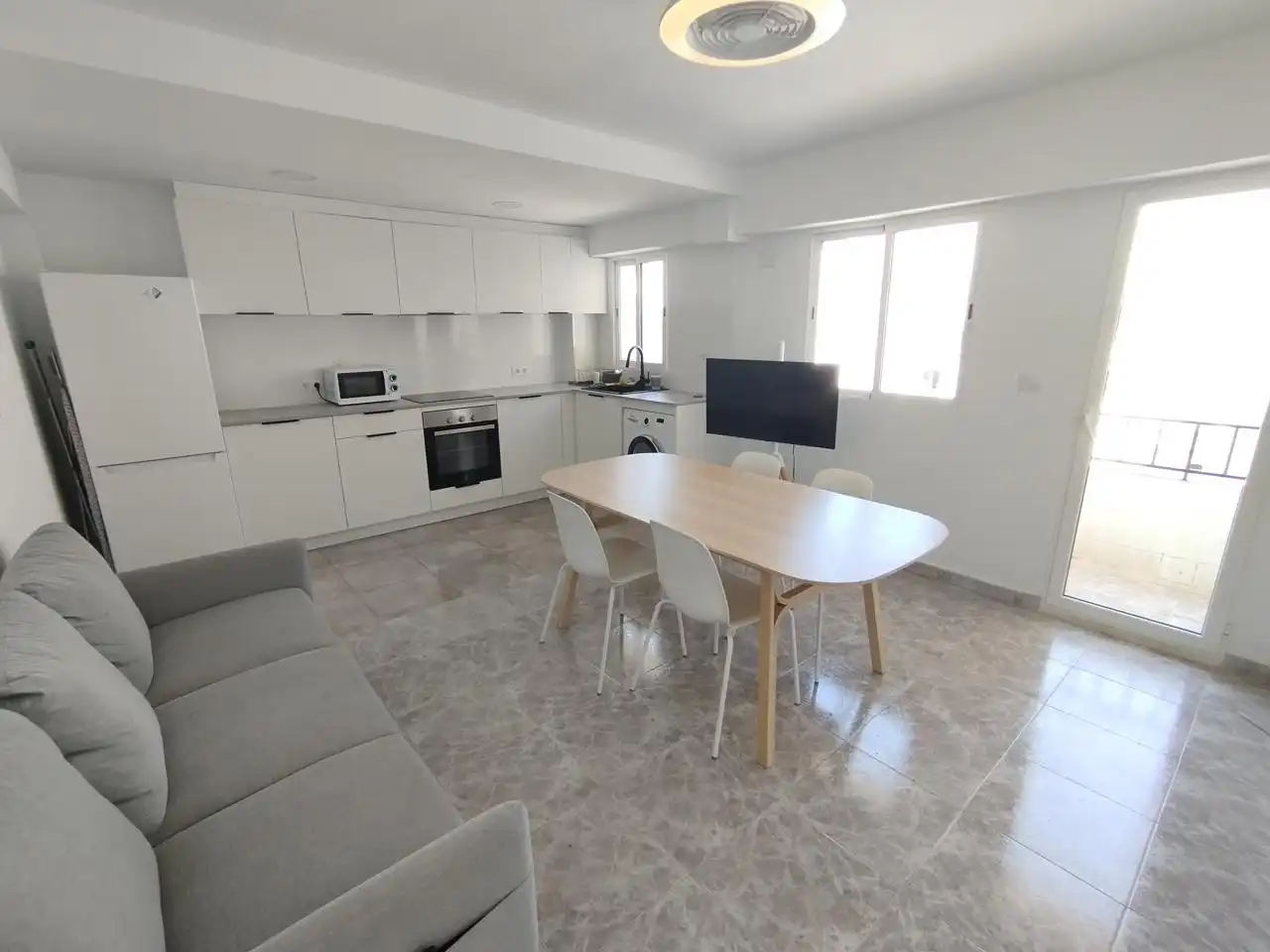 Wohnung zur Miete in De L'Arquitecte Gascó, Aiora