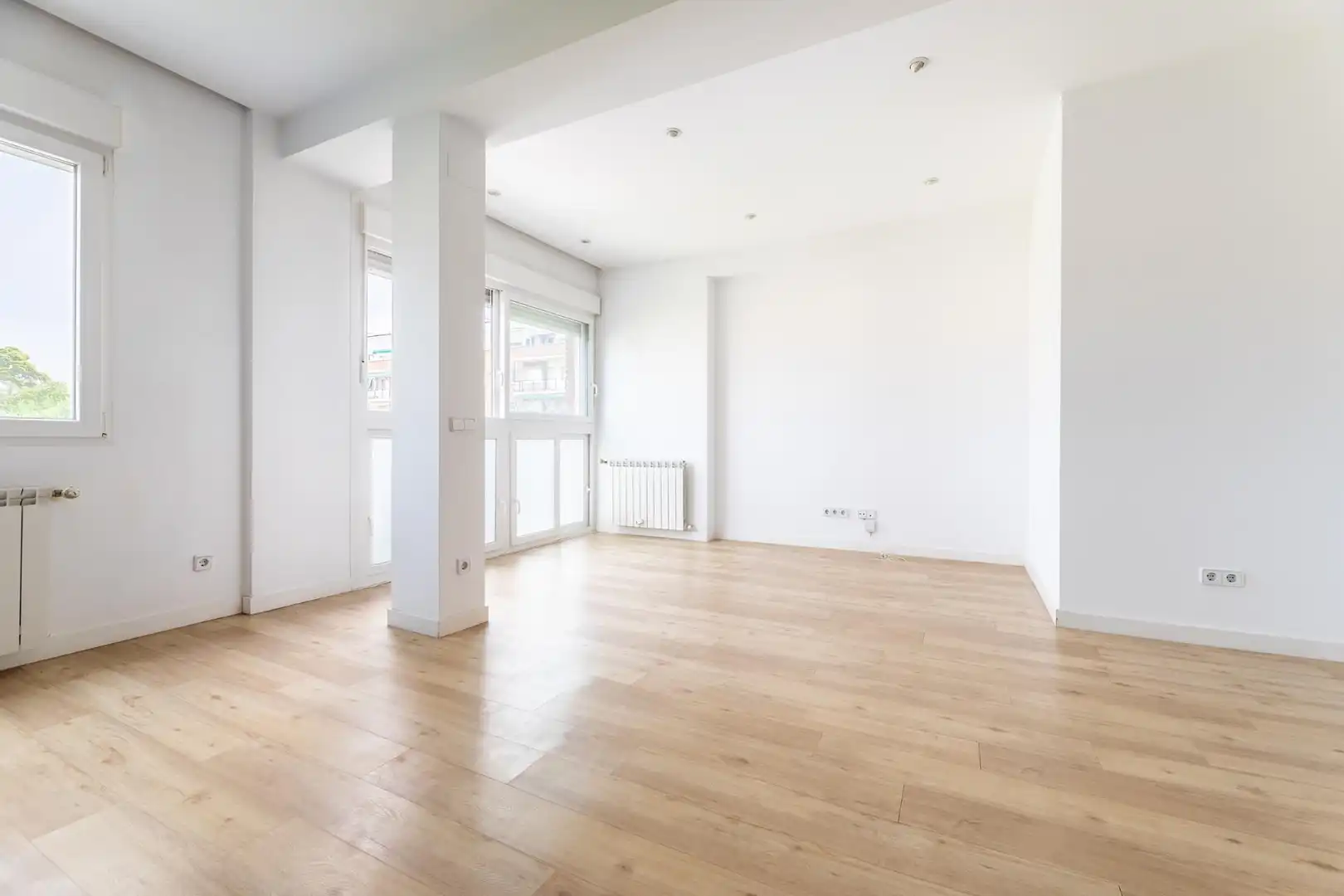 Living room of Flat for rent in Madrid  with Air Conditioner and Heating
