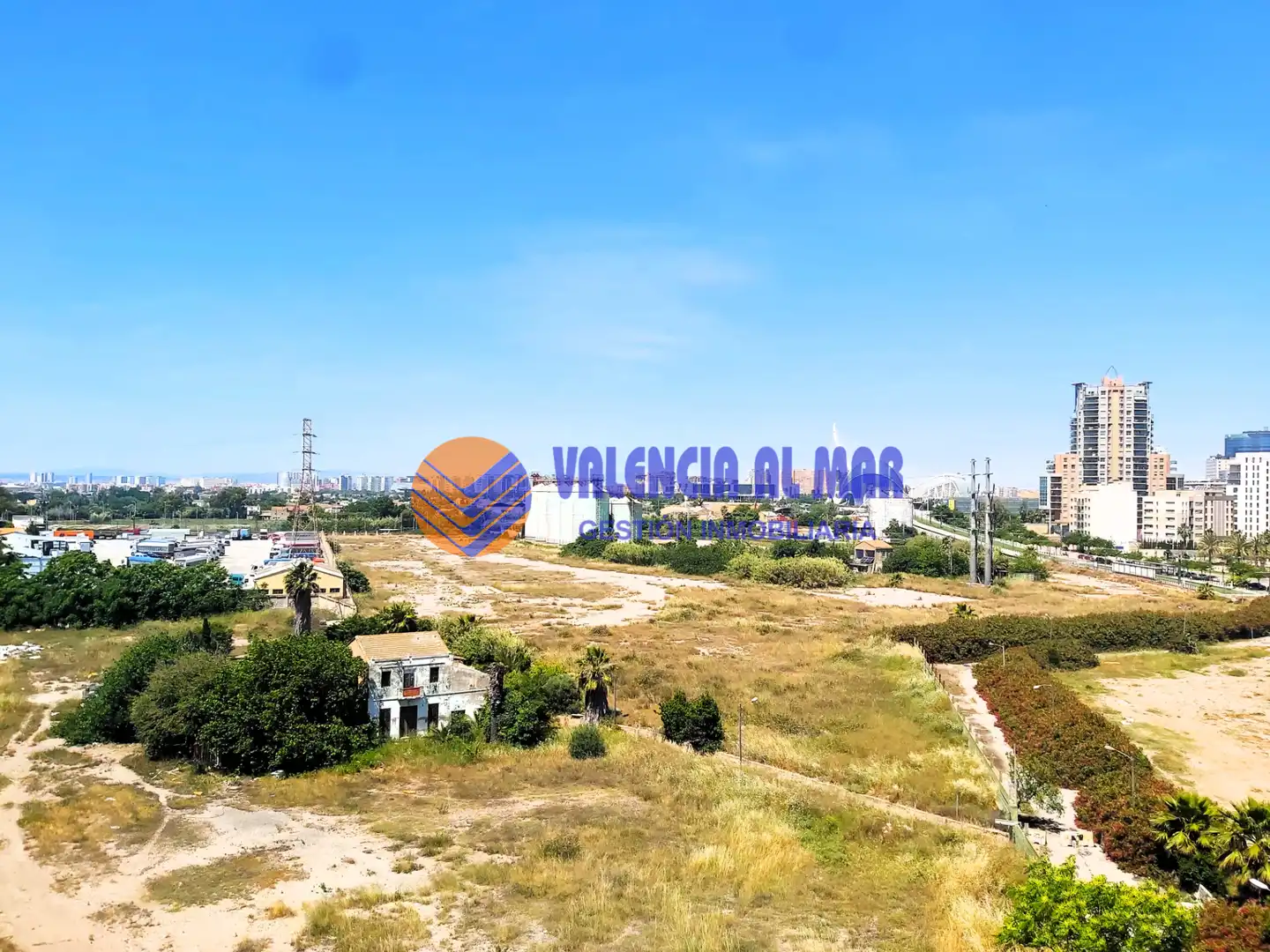Dachboden zum Verkauf in Valencia mit Klimaanlage, Heizung und Parkett