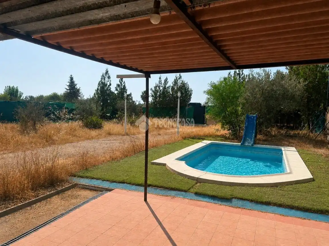 Jardín de Finca rústica en venta en Arahal con Aire acondicionado, Parquet y Piscina