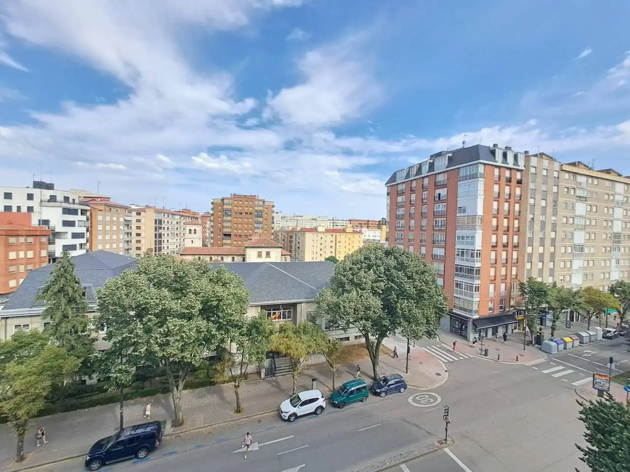 Vista exterior de Piso en venta en Burgos con Calefacción y Trastero