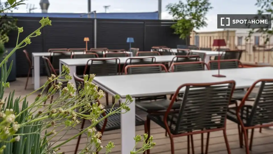 Terrasse von Wohnung zur Miete in Barcelona mit Klimaanlage, Heizung und Möbliert