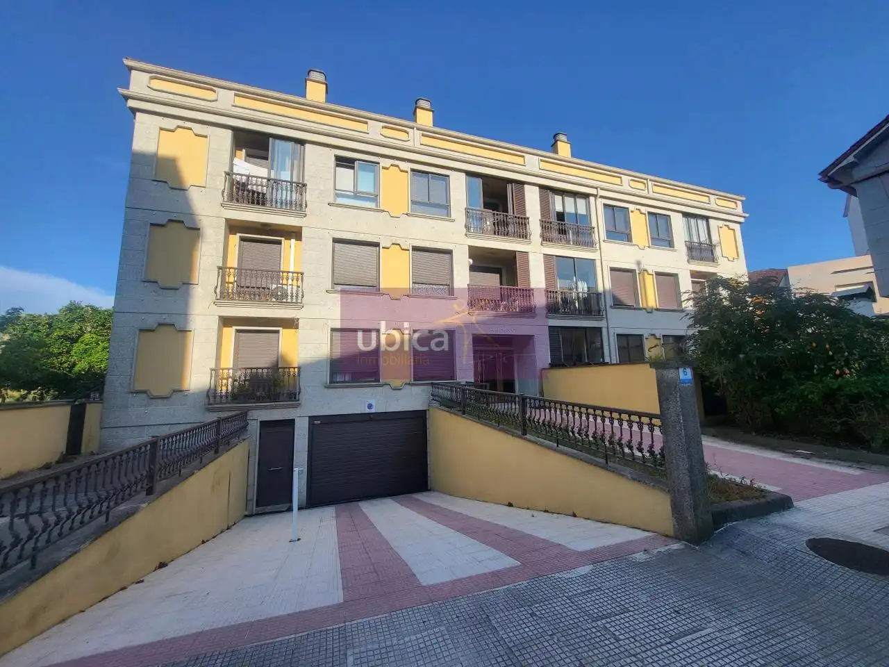 Parking of Flat for sale in Soutomaior  with Heating, Parquet flooring and Terrace