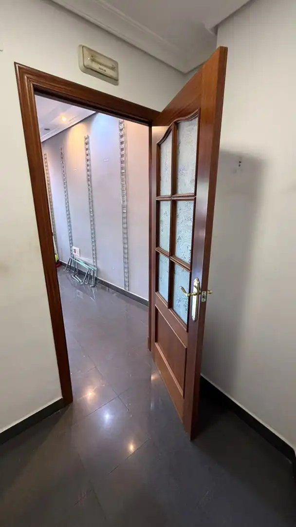 Geschaftsraum zur Miete in Córdoba