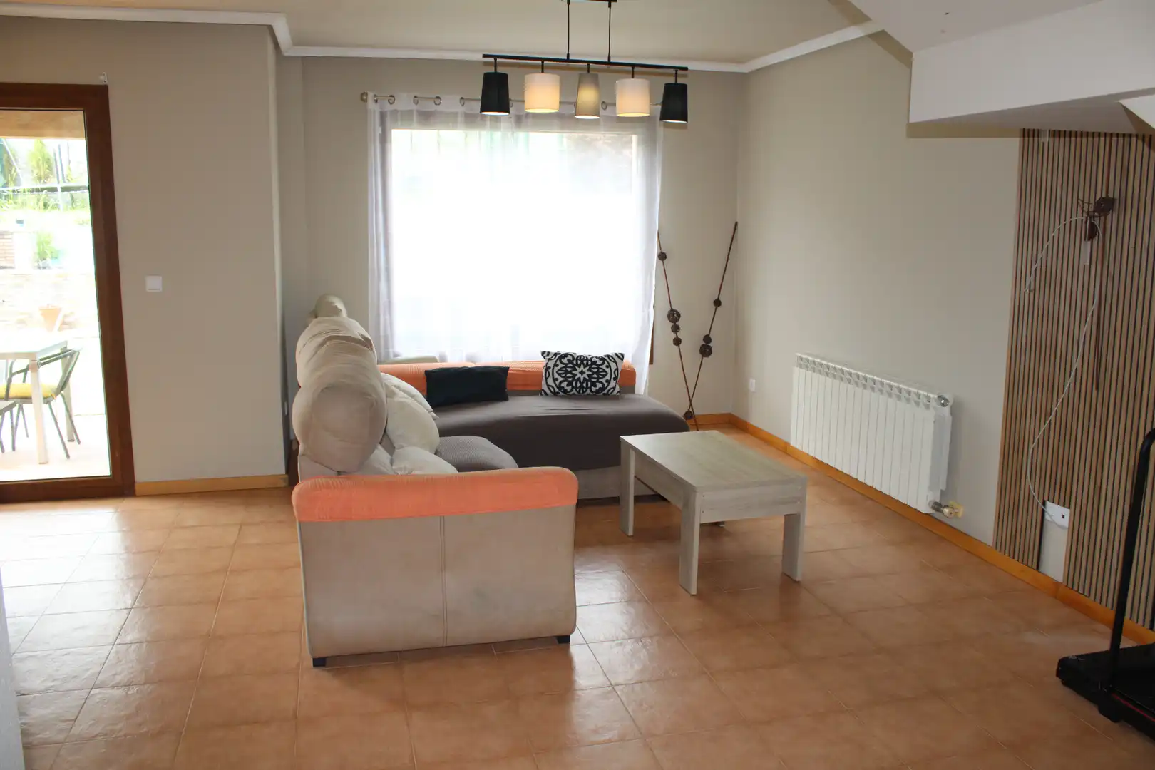Sala de estar de Casa adosada en venta en Miño con Calefacción, Jardín privado y Piscina