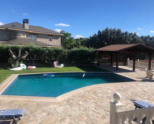 Swimming pool of Study to rent in Villaviciosa de Odón  with Air Conditioner, Heating and Furnished