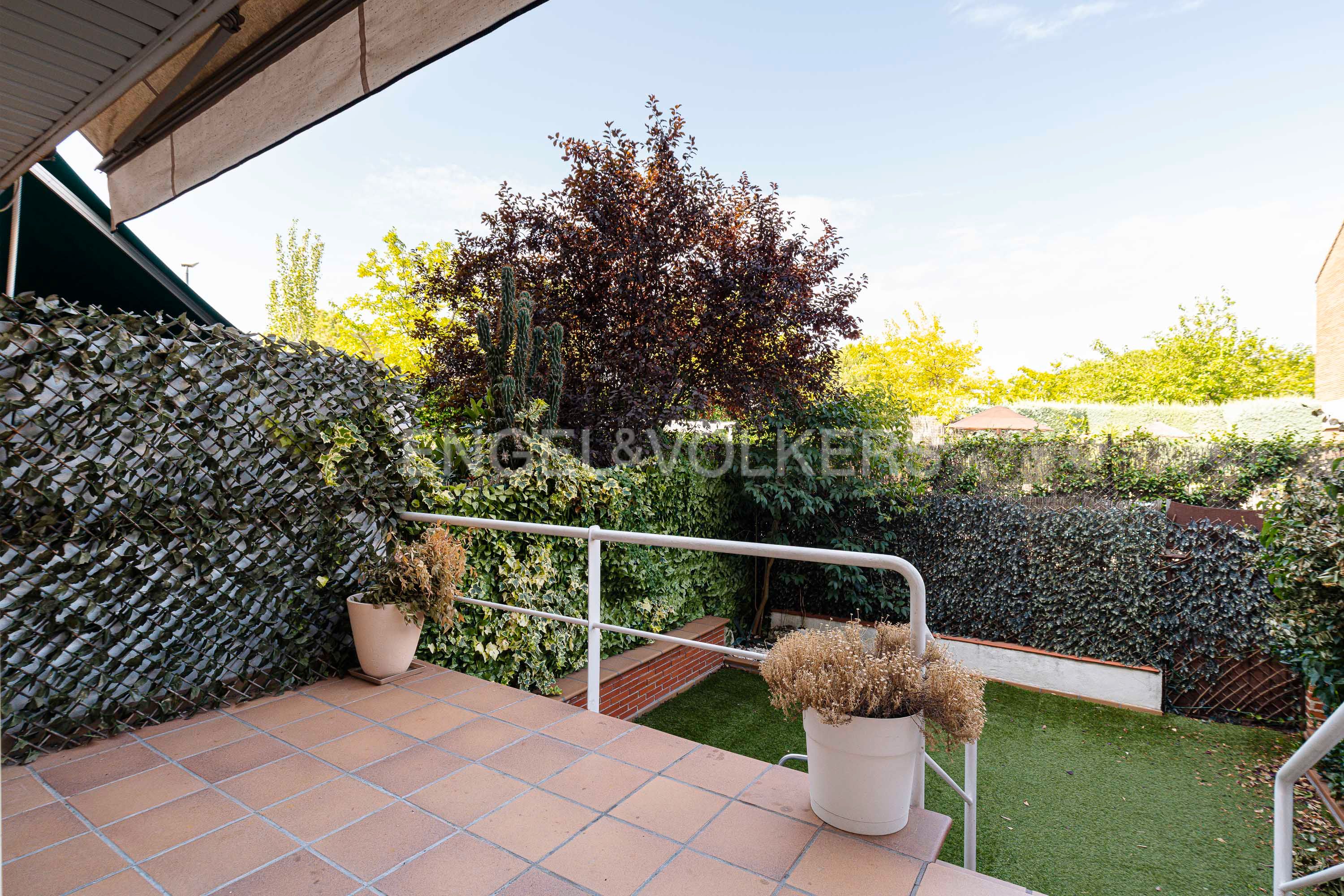 Exterior view of House or chalet to rent in Las Rozas de Madrid  with Air Conditioner, Heating and Private garden