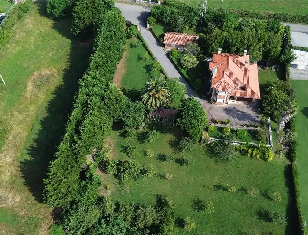 Houses for sale in San Vicente de la Barquera  with Heating, Private garden and Storage room