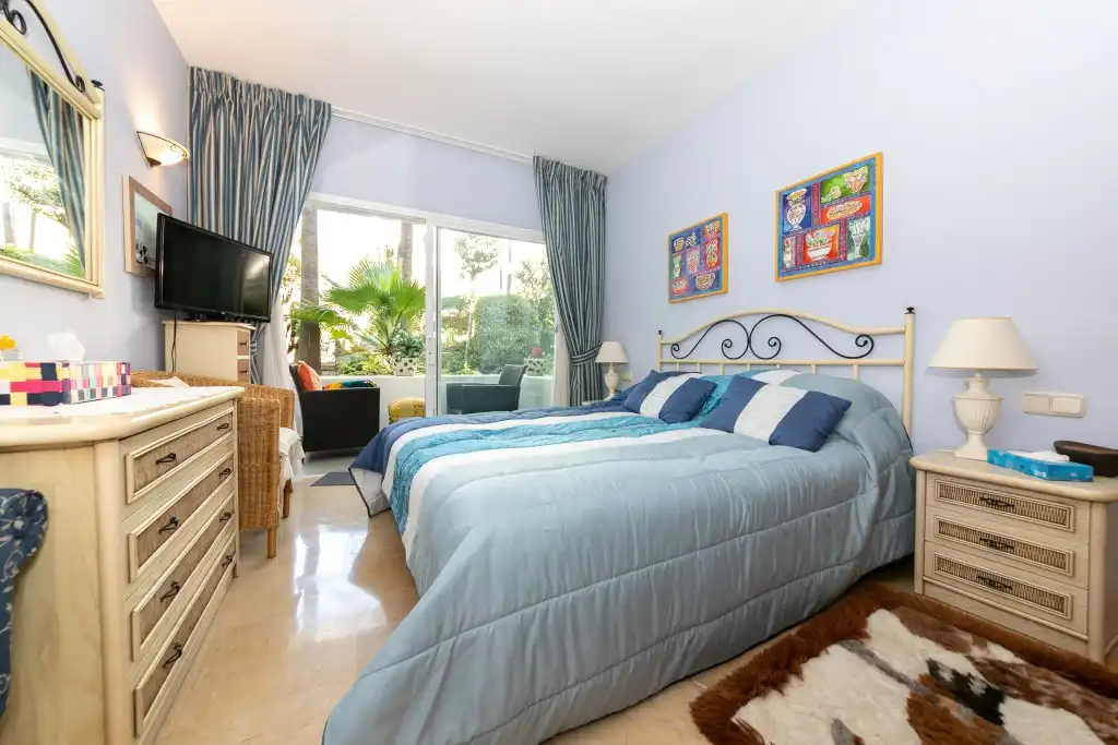 Apartamento con piscina en venta en La Quinta, imagen 7
