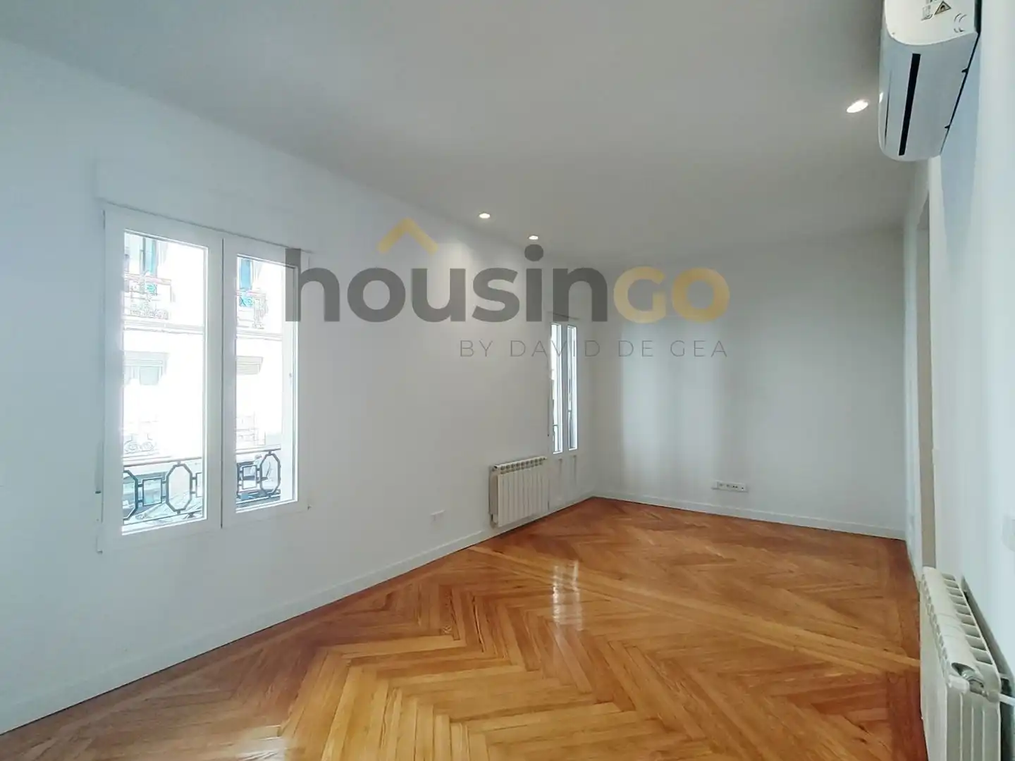 Sala d'estar de Pis de lloguer en  Madrid Capital amb Aire condicionat, Calefacció i Moblat