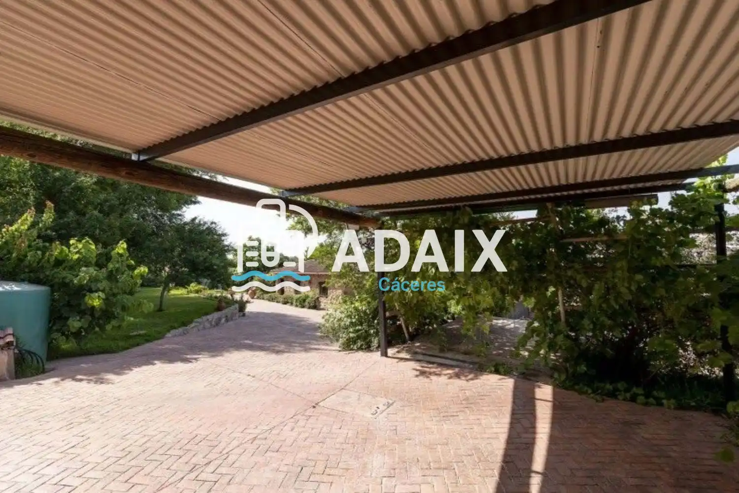 Jardí de Casa o xalet en venda en Cáceres amb Aire condicionat i Terrassa