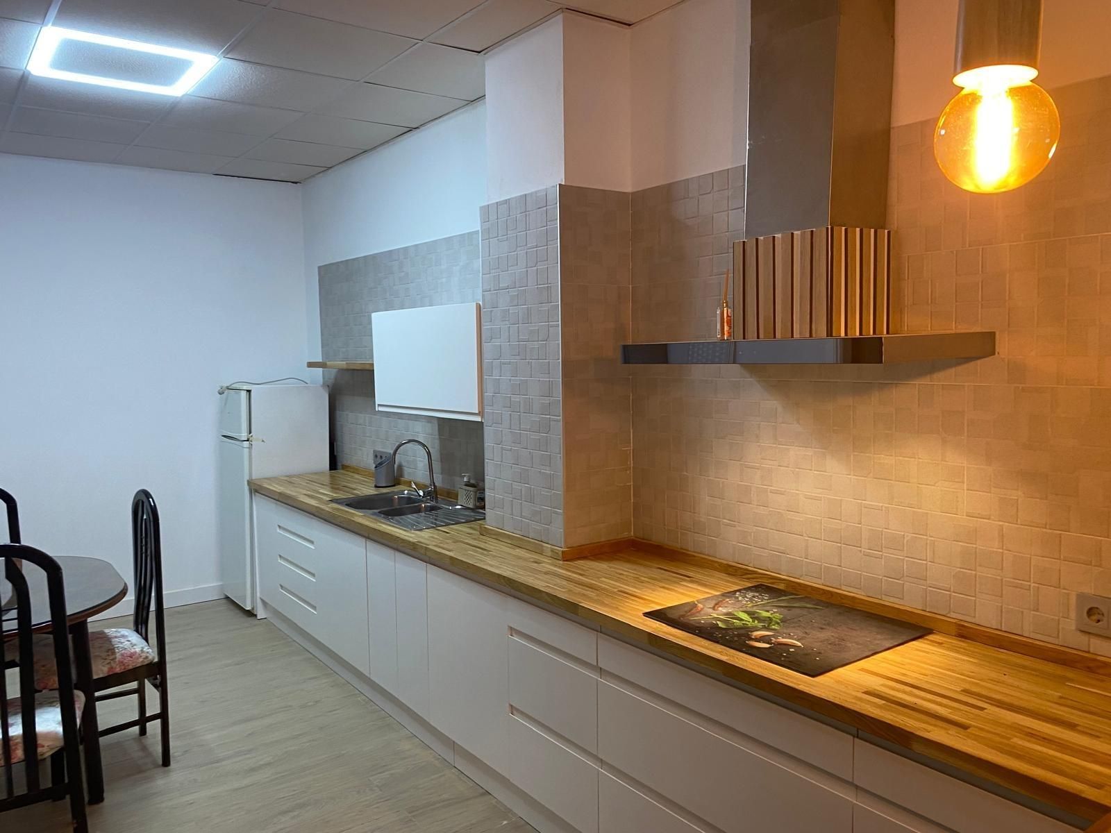 Küche von Loft zum Verkauf in  Córdoba Capital mit Klimaanlage und Möbliert