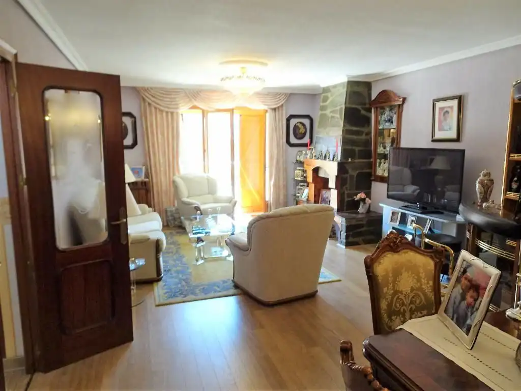Chalet con terraza en venta en Calle la Radio, imagen 17