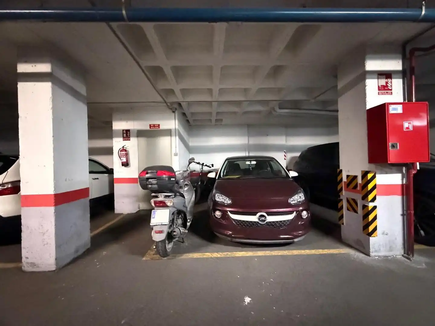 Parking de Piso en venta en Alicante / Alacant con Aire acondicionado y Piscina comunitaria