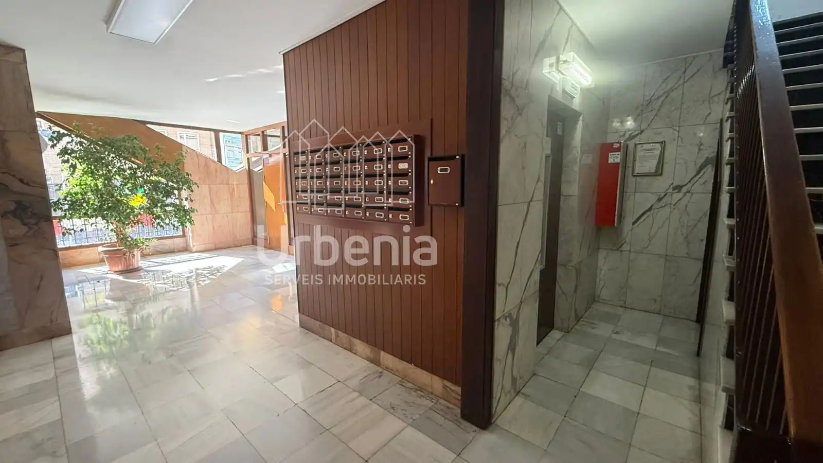 Oficina de alquiler en Badalona con Aire acondicionado