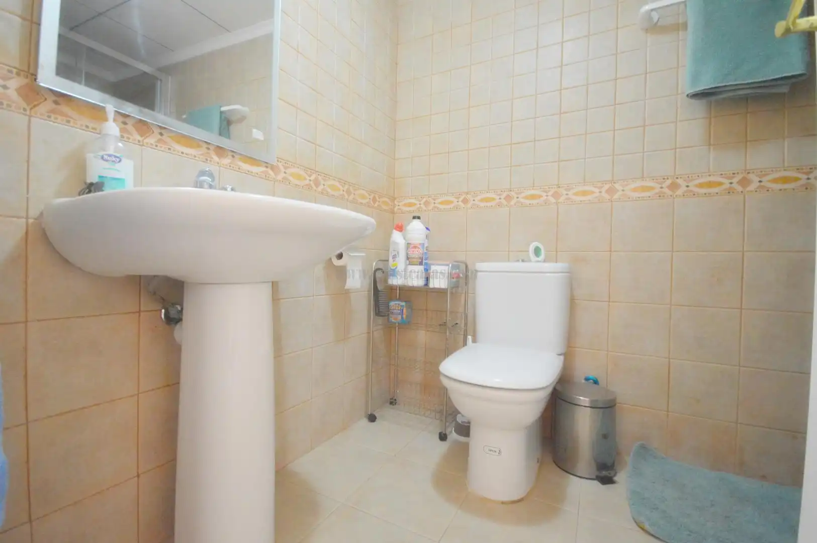 Baño de Apartamento en venta en Orihuela con Aire acondicionado, Calefacción y Terraza