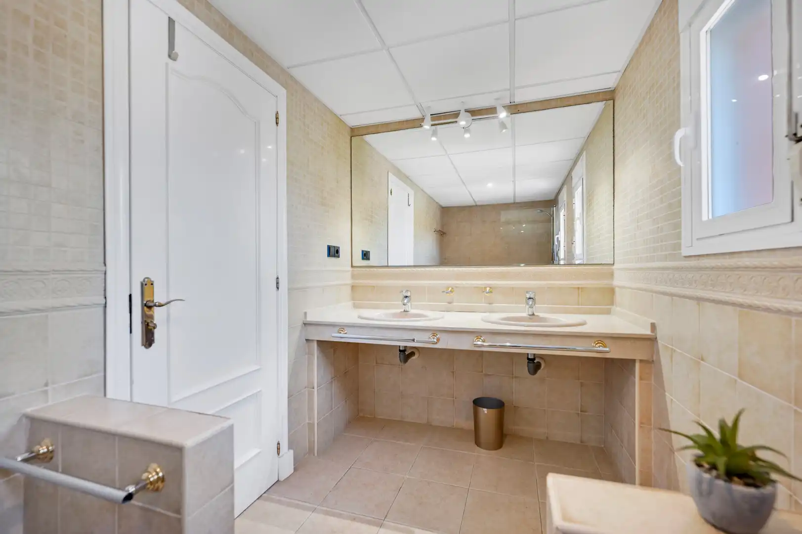 Baño de Casa o chalet en venta en Sotogrande con Aire acondicionado, Jardín privado y Terraza