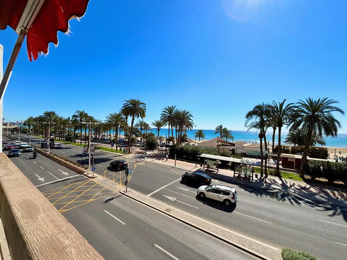 Vista exterior de Pis en venda en Alicante / Alacant amb Aire condicionat, Parquet i Traster