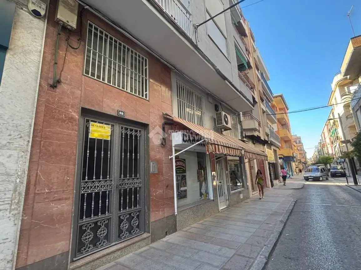 Piso con terraza en venta en C. Gral. Fresneda