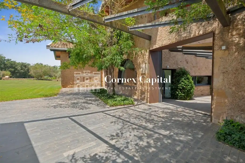 Vista exterior de Casa o xalet en venda en Forallac amb Aire condicionat, Calefacció i Jardí privat