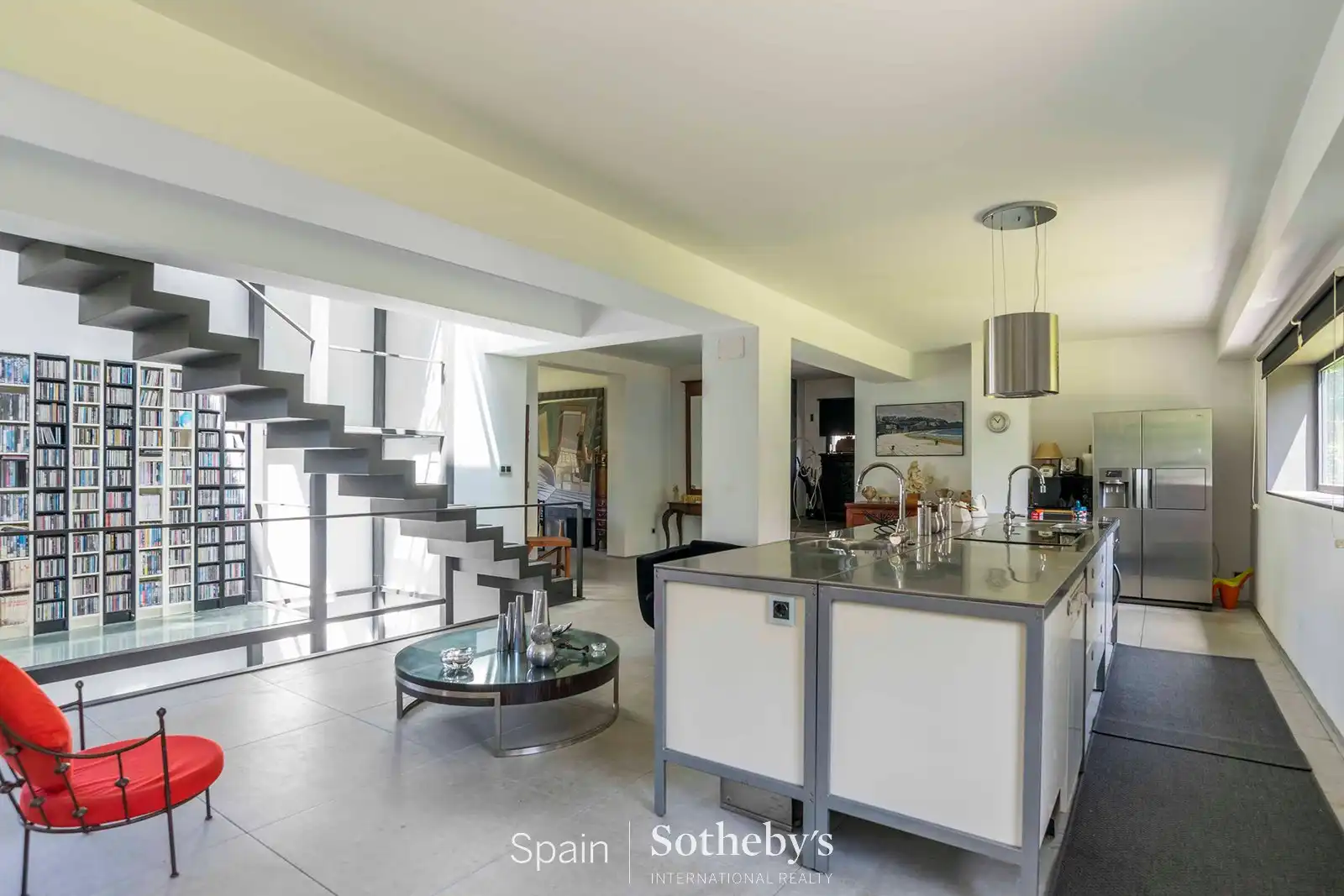 Cuina de Casa o xalet en venda en Madrid amb Aire condicionat, Jardí privat i Terrassa