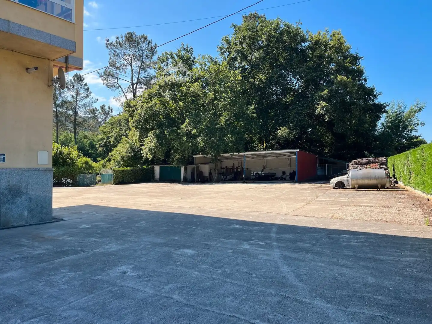 Parking de Casa o chalet en venta en Beade  con Trastero, Piscina y Amueblado